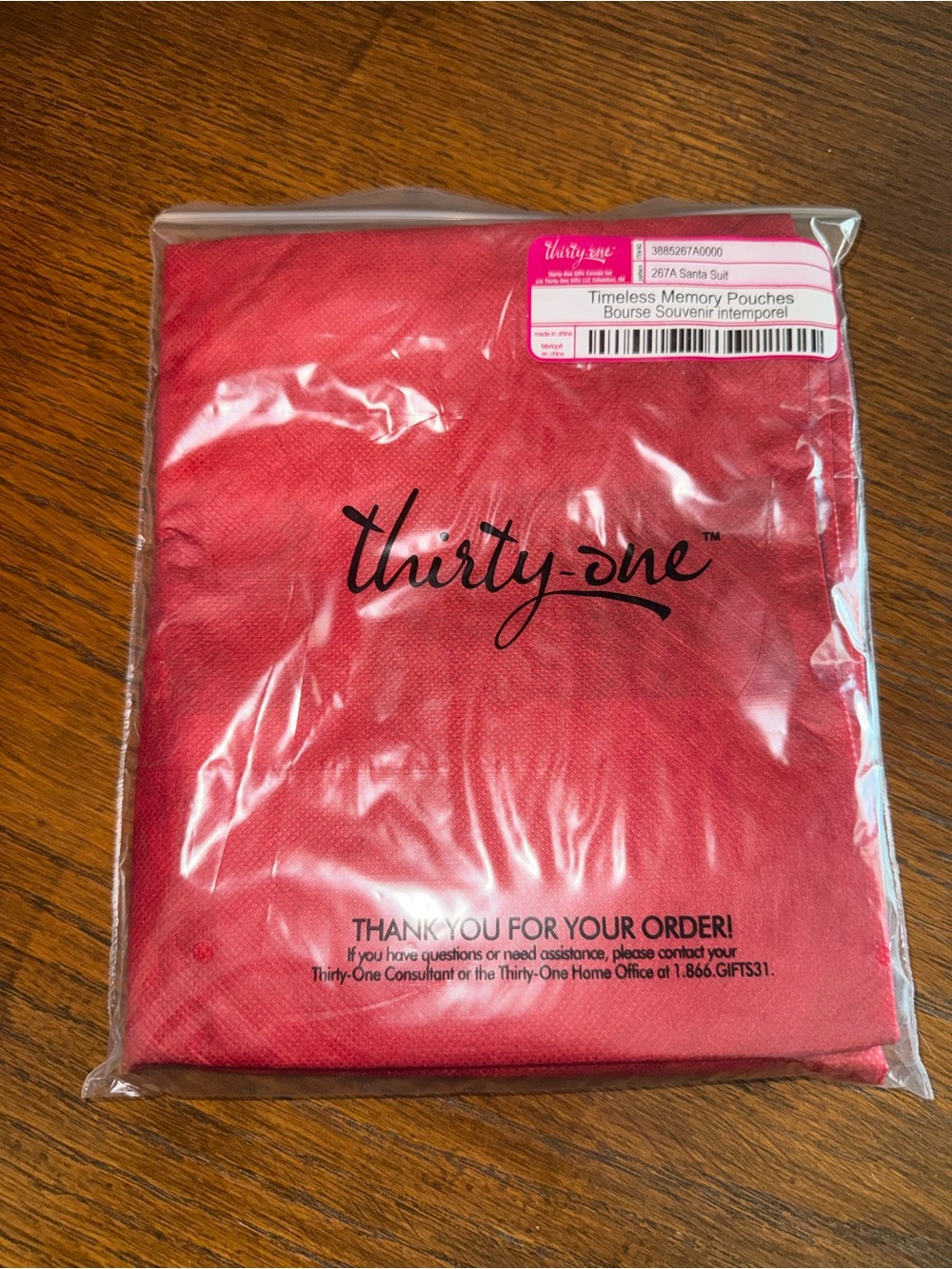 thirty-one Red Timeless Memory Pouch